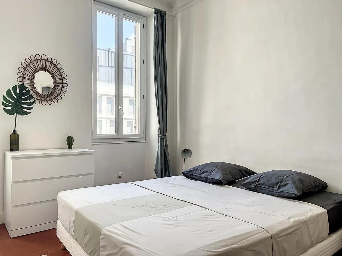 Appartement Marseillais - Climatisation & Spacieux - Les Freres De La Loc' Marseille Apartment